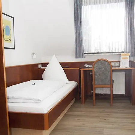 & Restaurant Bienefeld Hotel 2*