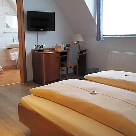 & Restaurant Bienefeld Hotel 2*