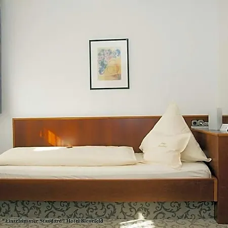 & Restaurant Bienefeld 2*