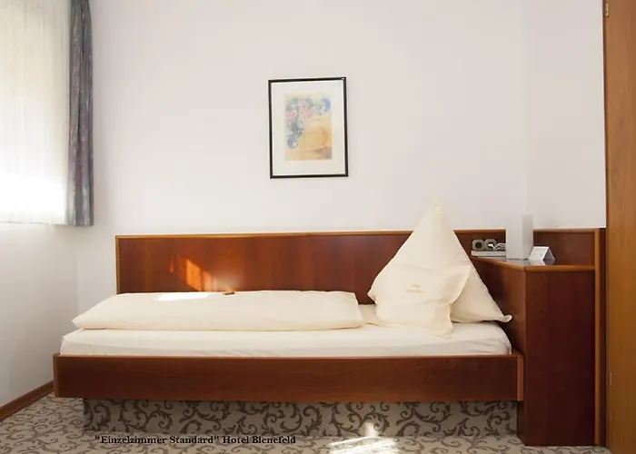 酒店 & Restaurant Bienefeld 科尔申布罗赫